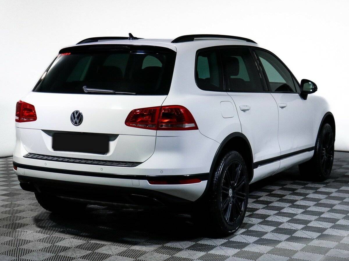 Volkswagen Touareg 2015 года с пробегом. Фото: #4