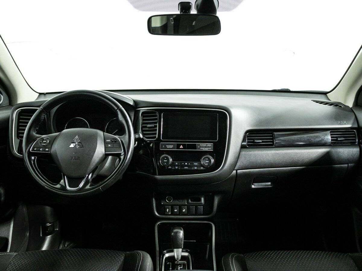 Mitsubishi Outlander 2019 года с пробегом. Фото: #12