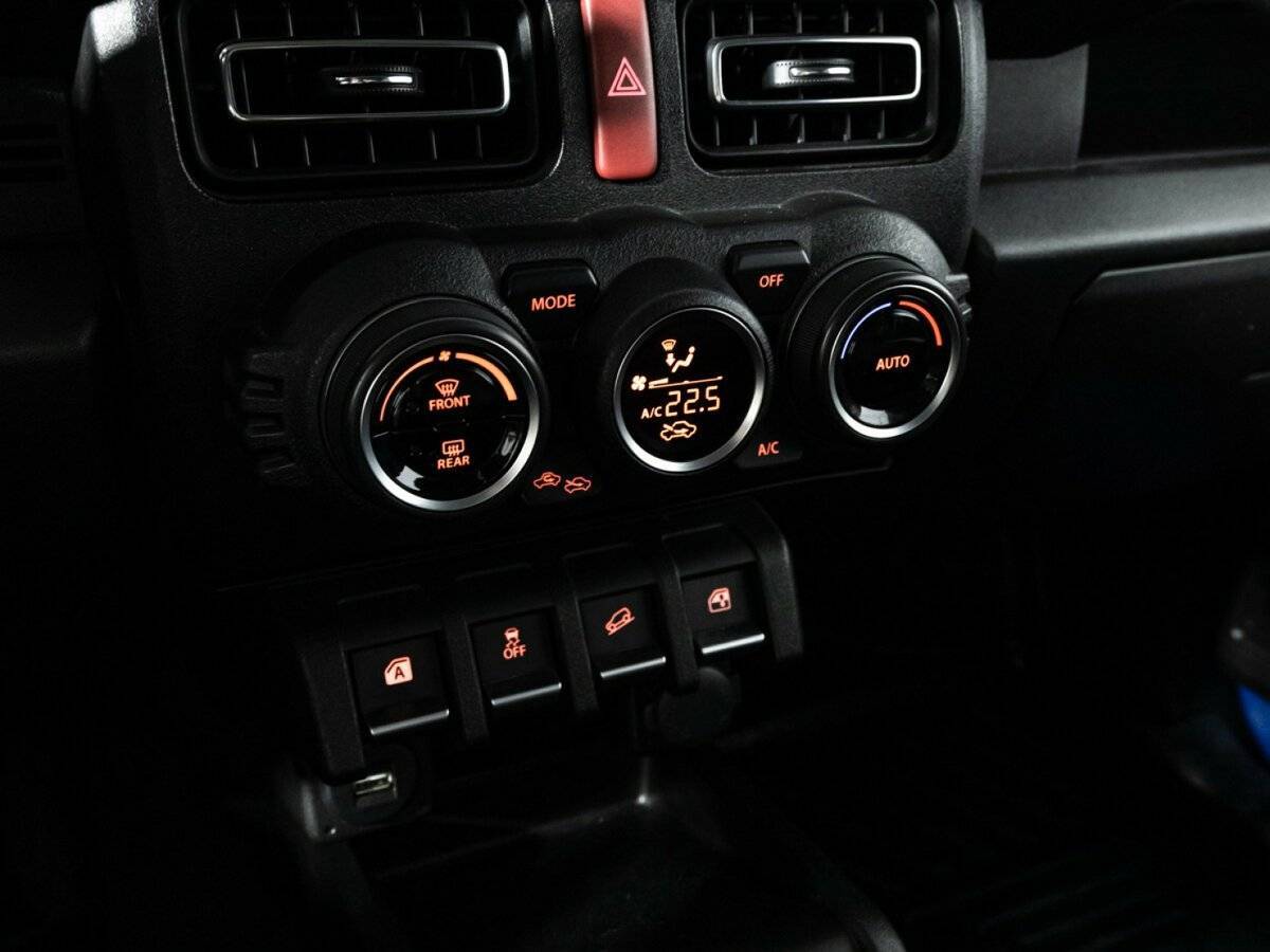 Suzuki Jimny 2020 года с пробегом. Фото: #16