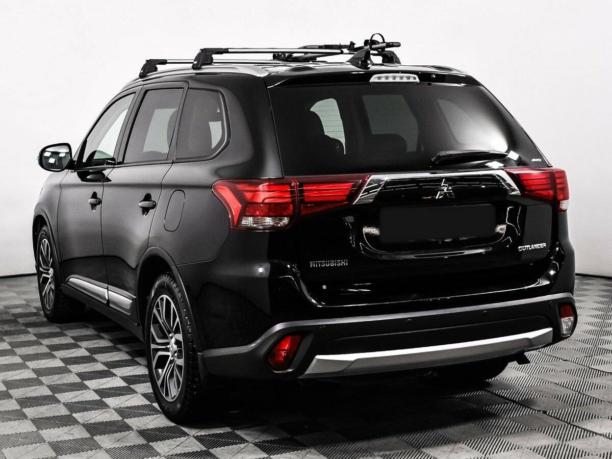 Mitsubishi Outlander 2018 года с пробегом. Фото: #6