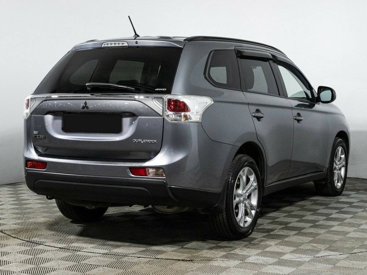 Mitsubishi Outlander 2012 года с пробегом. Фото: #4