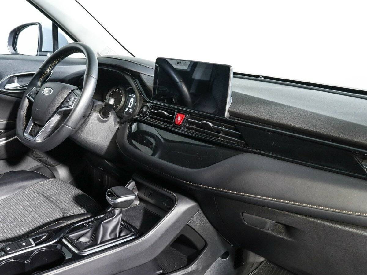 Москвич 3 2023 года с пробегом. Фото: #8