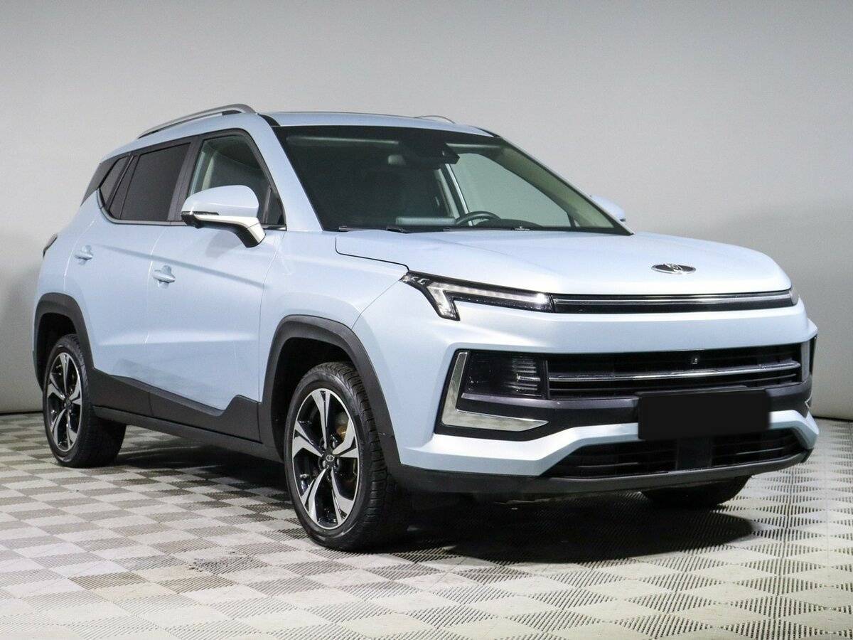 Москвич 3 2023 года с пробегом. Фото: #2