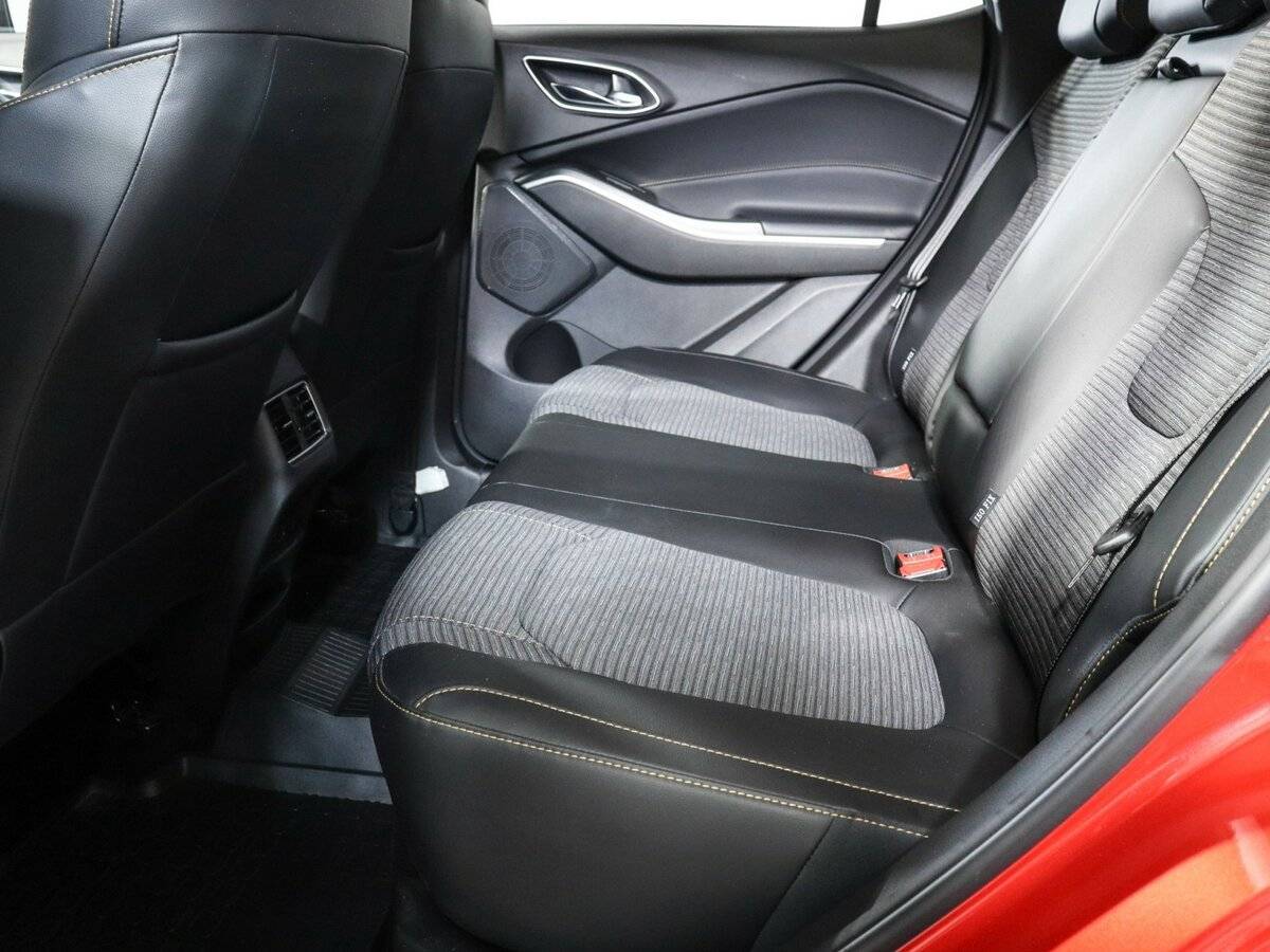 Москвич 3 2023 года с пробегом. Фото: #4