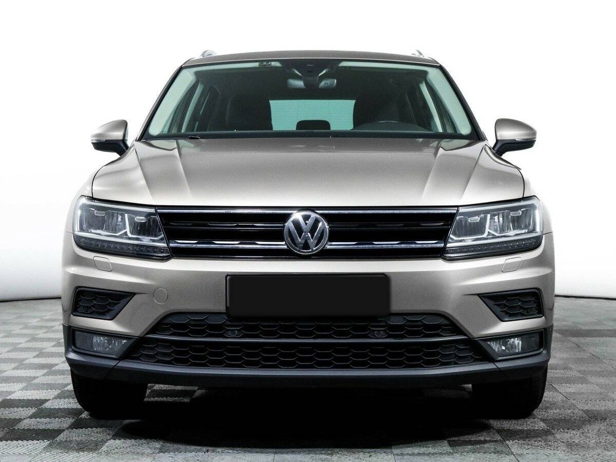 Volkswagen Tiguan 2018 года с пробегом. Фото: #1