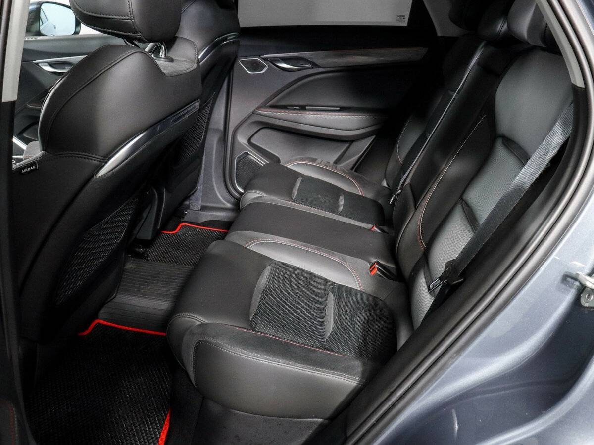 Geely Tugella 2022 года с пробегом. Фото: #9