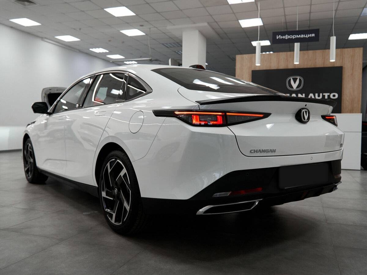Changan Lamore 2024 года с пробегом. Фото: #1