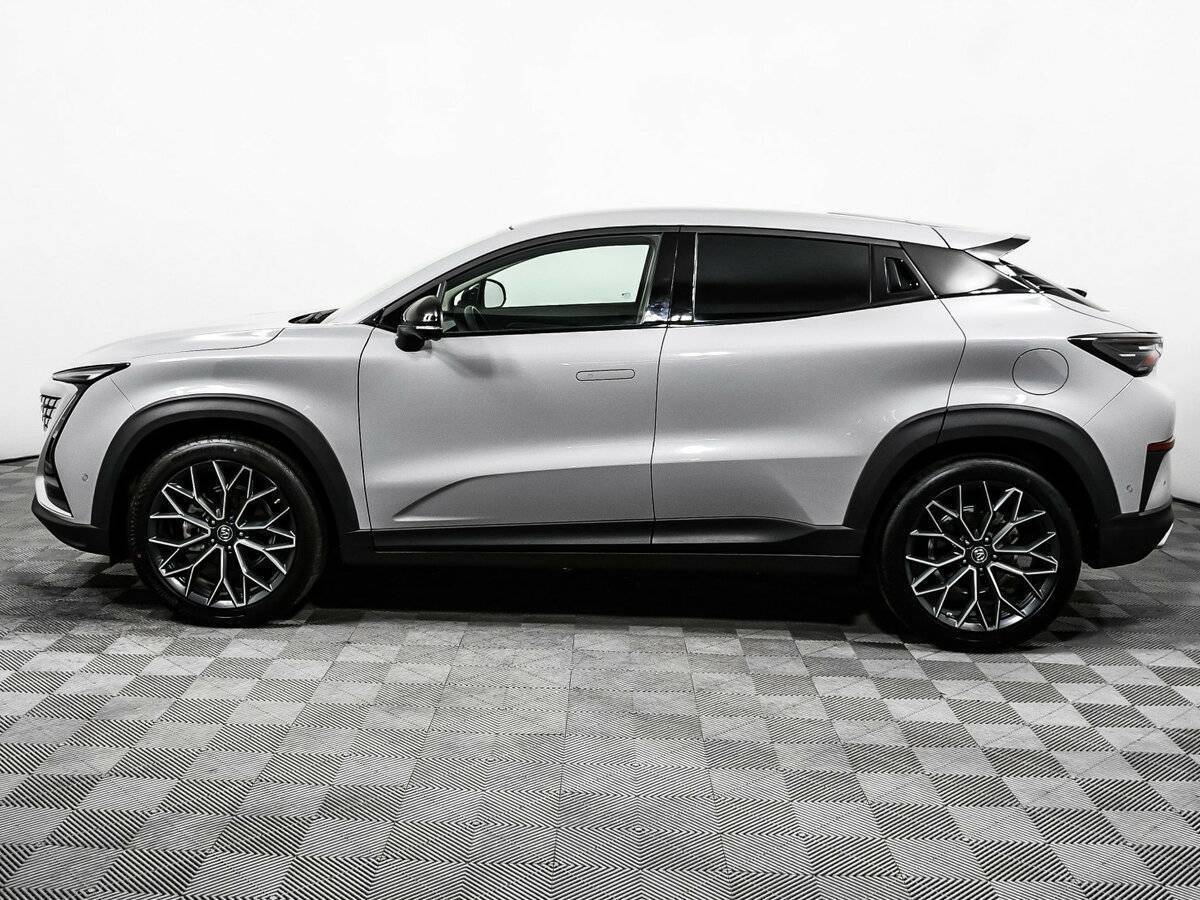 Б/У Чанган УНИ-Т 2023 года. Фото: #7