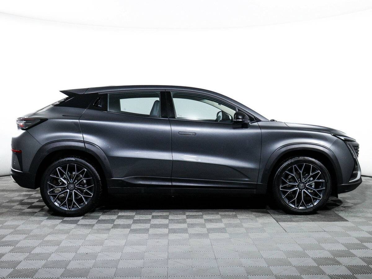 Б/У Чанган УНИ-Т 2023 года. Фото: #3