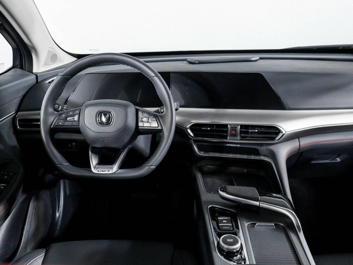 Б/У Чанган УНИ-Т 2023 года. Фото: #11