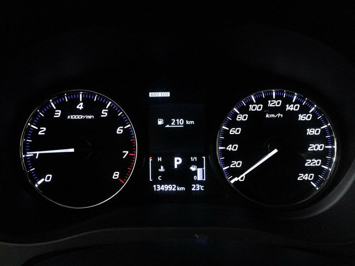 Mitsubishi Outlander 2017 года с пробегом. Фото: #11