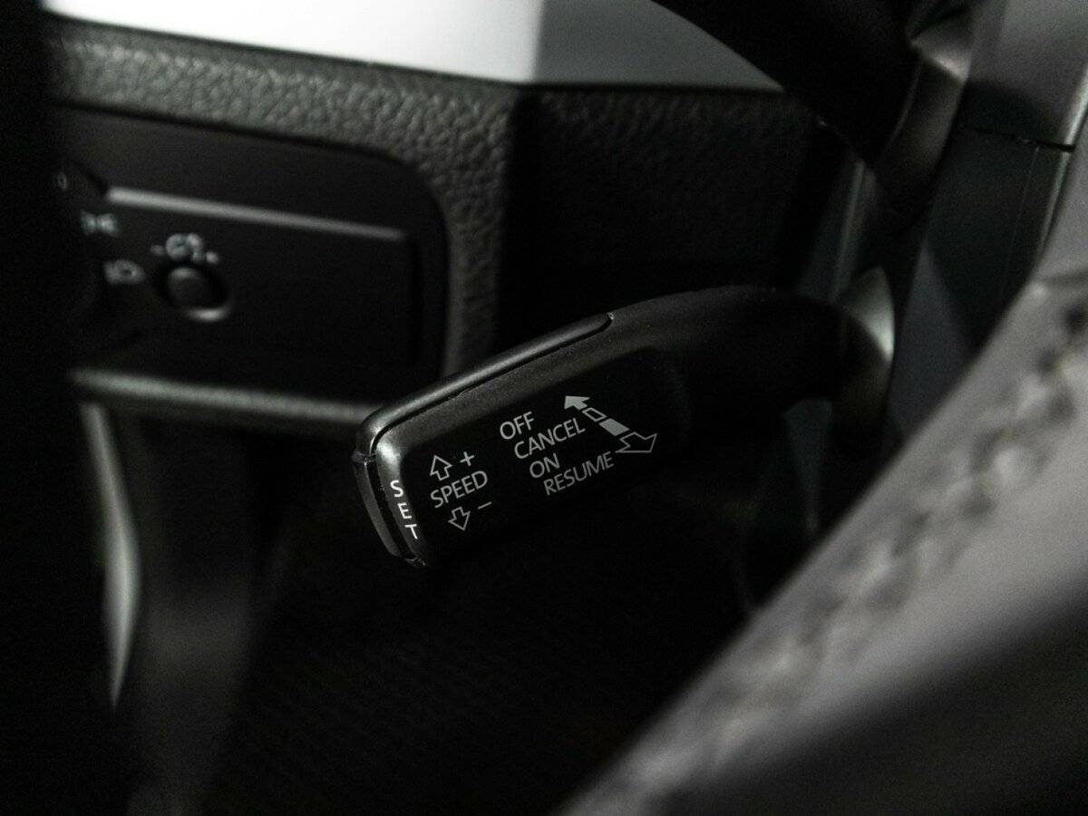 Volkswagen Touareg 2015 года с пробегом. Фото: #23