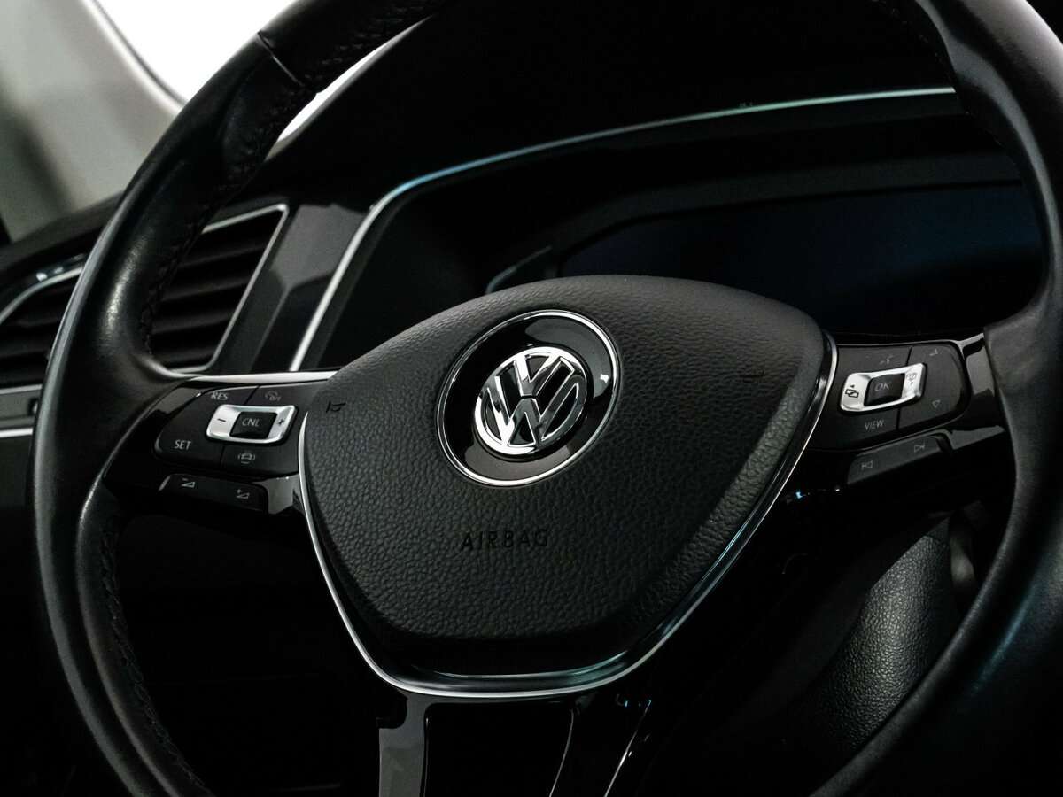 Volkswagen Tiguan 2019 года с пробегом. Фото: #8