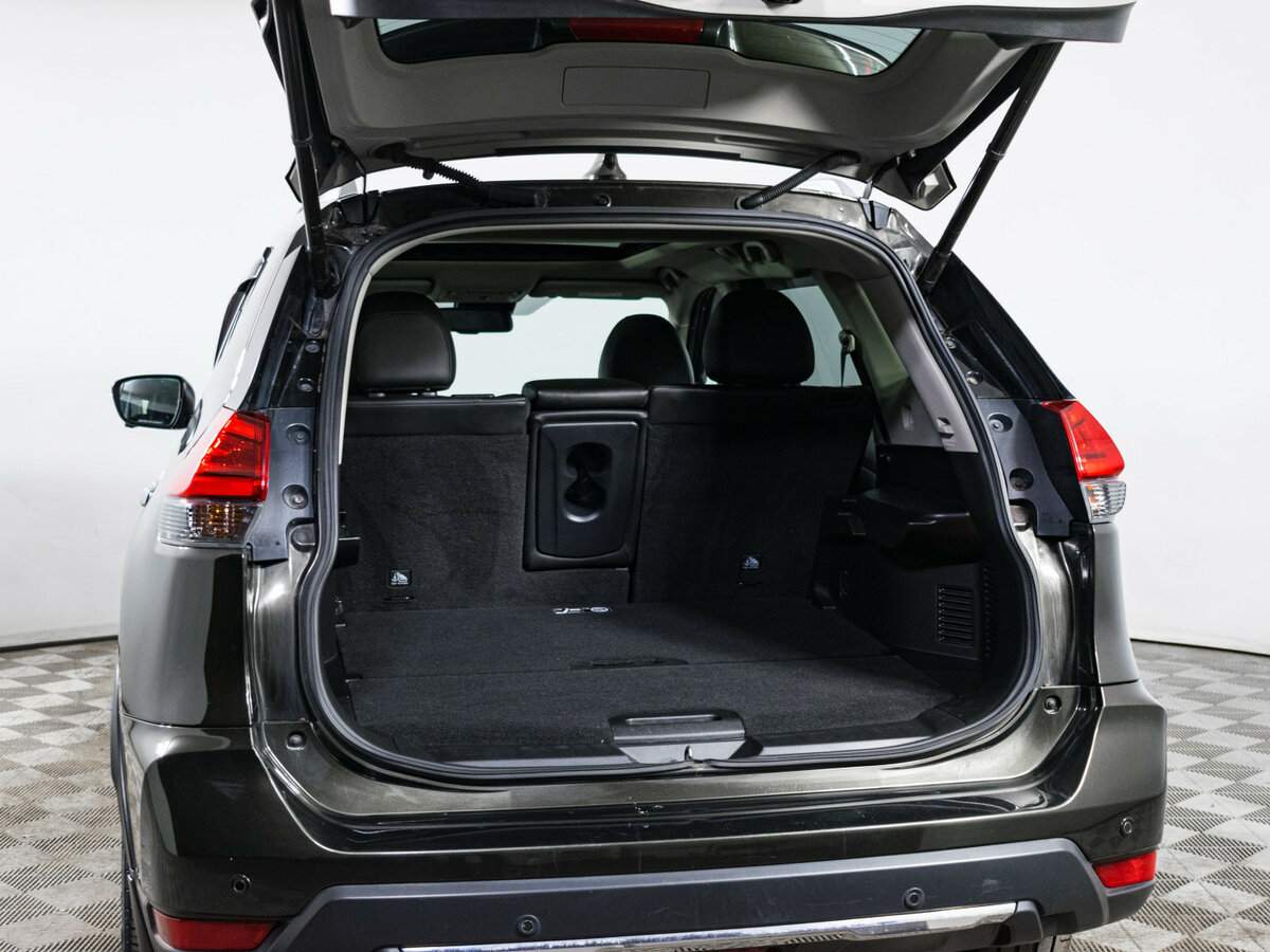 Б/У Ниссан Икс-Трейл 2018 года. Фото: #8