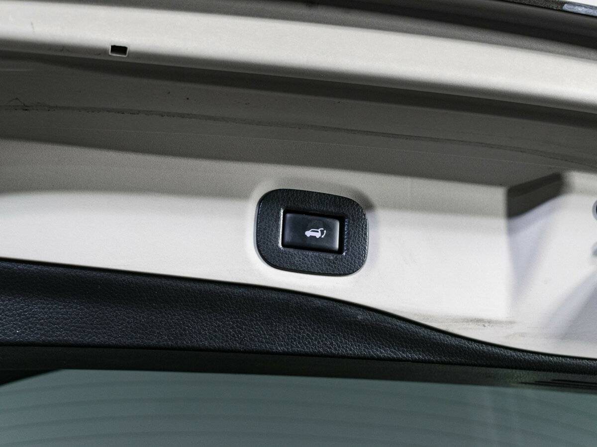 Б/У Ниссан Икс-Трейл 2018 года. Фото: #9