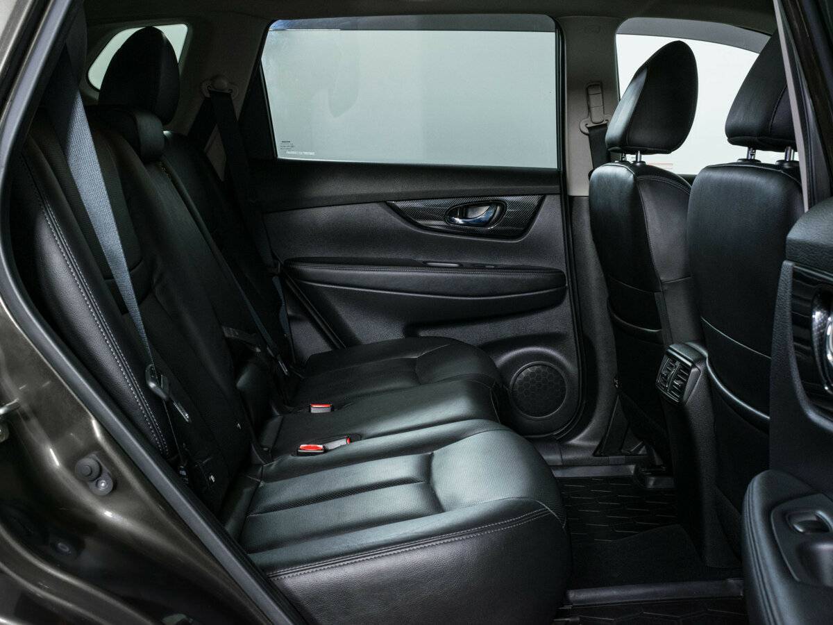 Б/У Ниссан Икс-Трейл 2018 года. Фото: #12