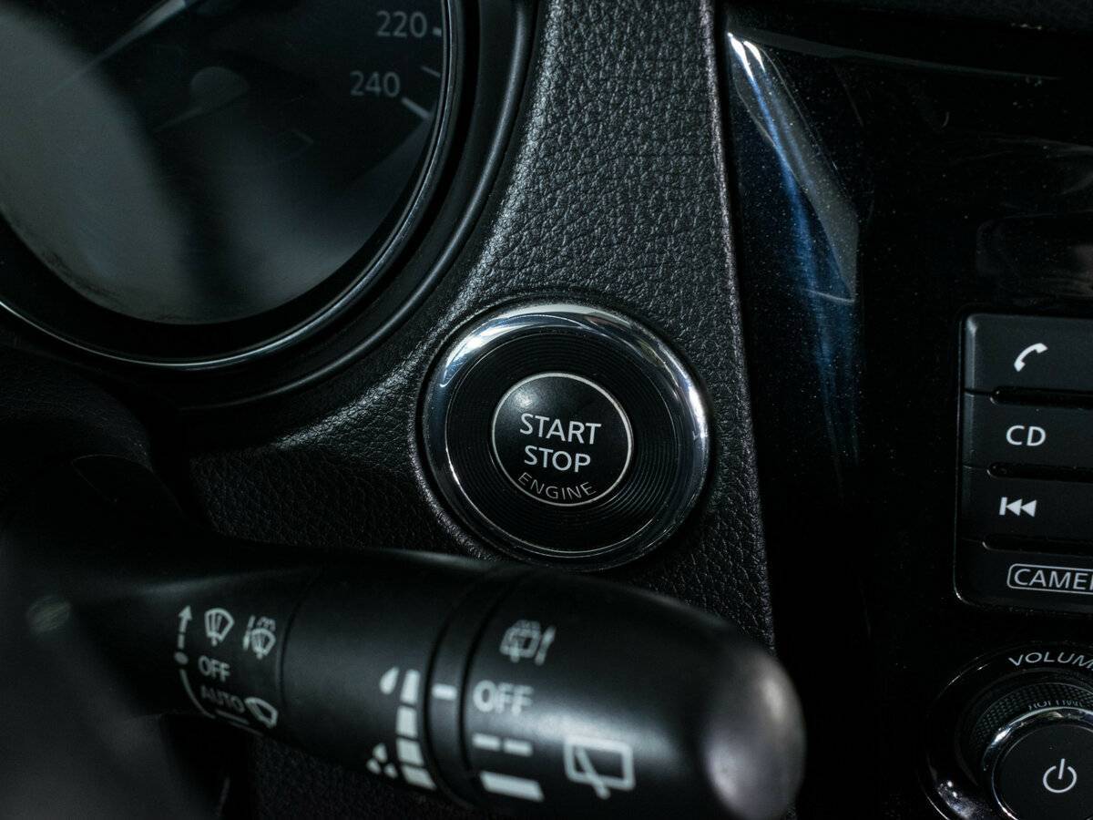 Б/У Ниссан Икс-Трейл 2018 года. Фото: #16