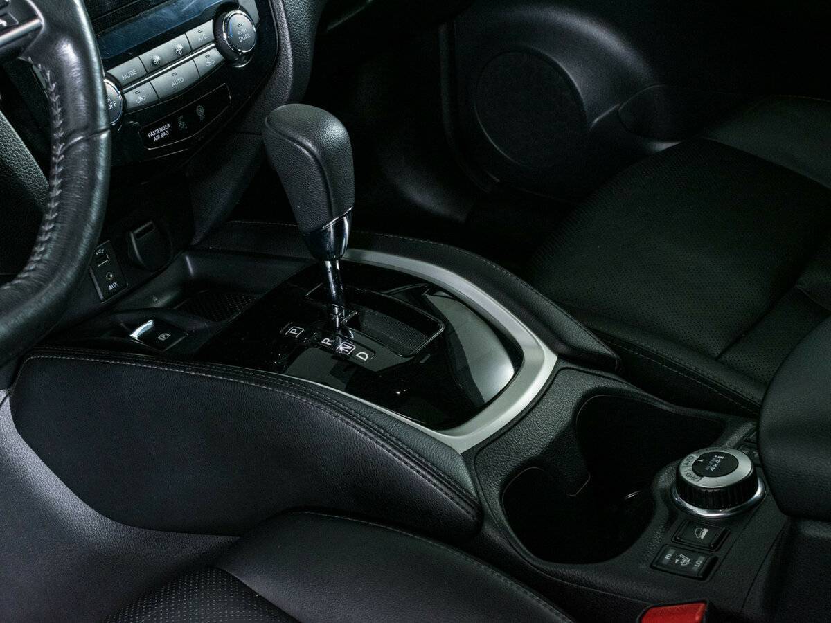 Б/У Ниссан Икс-Трейл 2018 года. Фото: #17