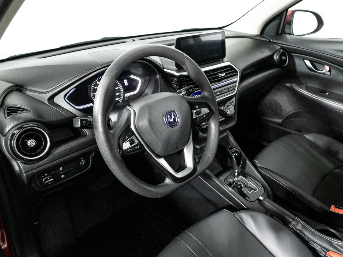 Б/У Чанган Алсвин 2023 года. Фото: #10