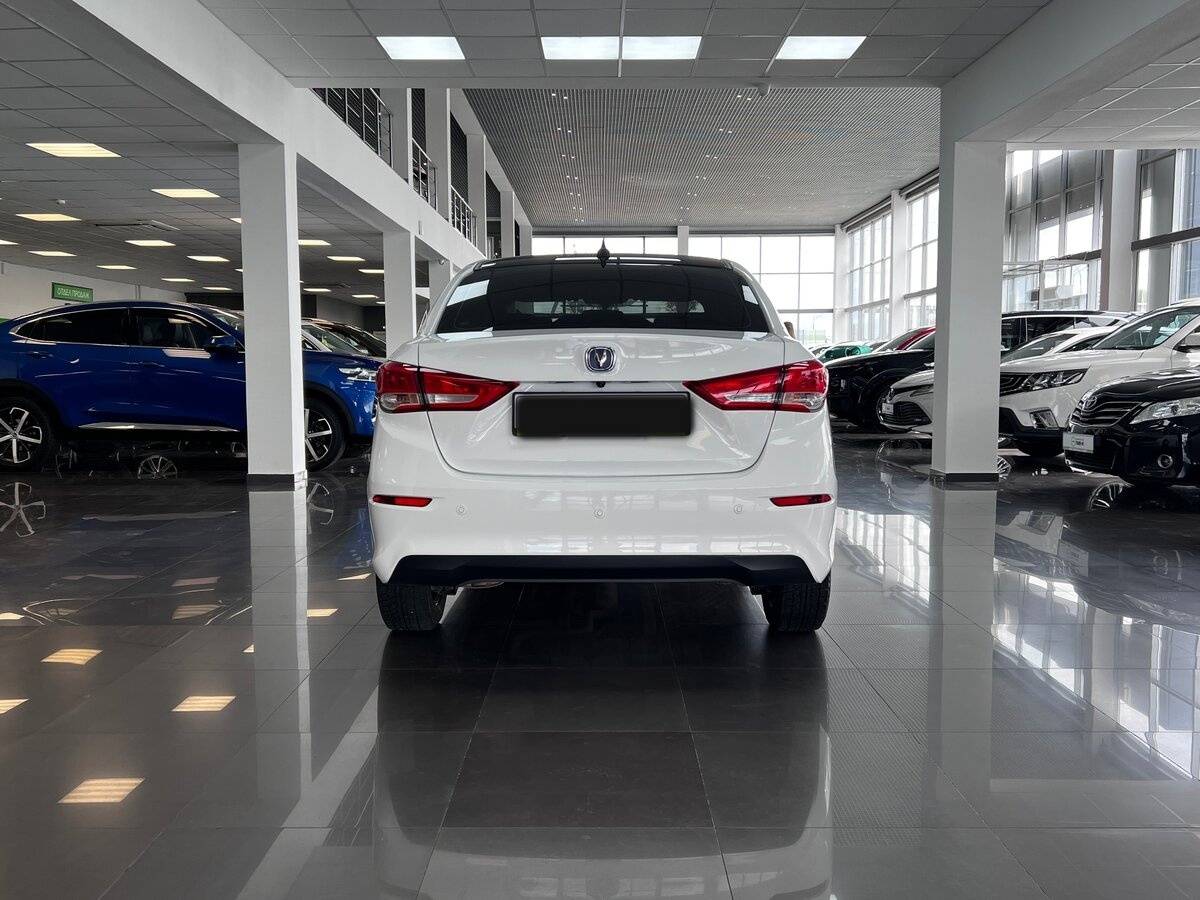 Б/У Чанган Алсвин 2023 года. Фото: #3