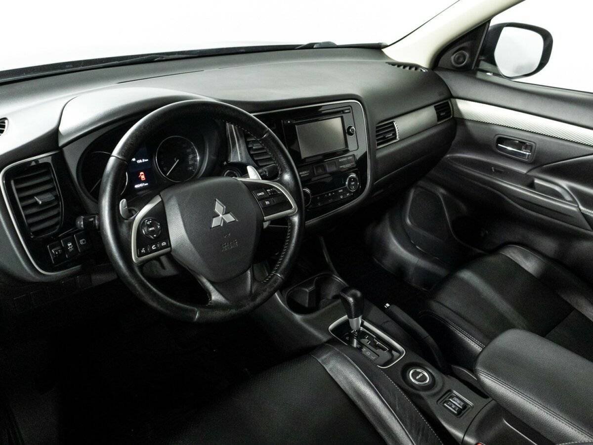 Mitsubishi Outlander 2013 года с пробегом. Фото: #10
