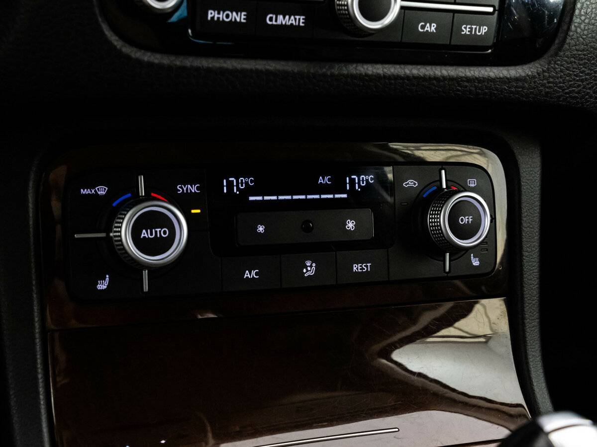 Volkswagen Touareg 2015 года с пробегом. Фото: #14