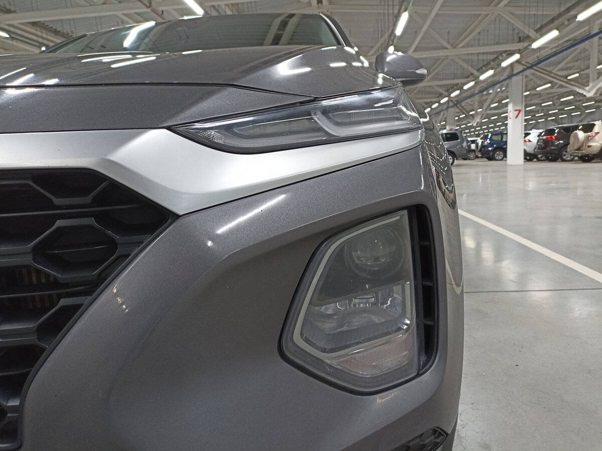 Hyundai Santa Fe 2019 года с пробегом. Фото: #16