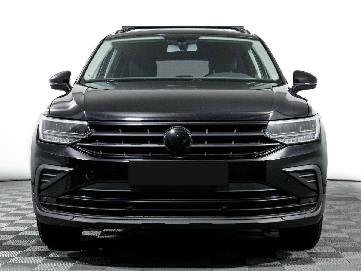 Volkswagen Tiguan 2021 года с пробегом. Фото: #1