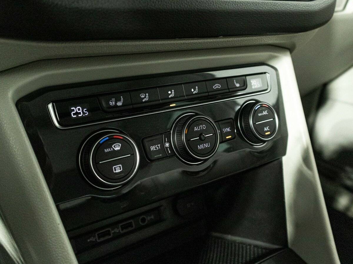 Volkswagen Tiguan 2018 года с пробегом. Фото: #14