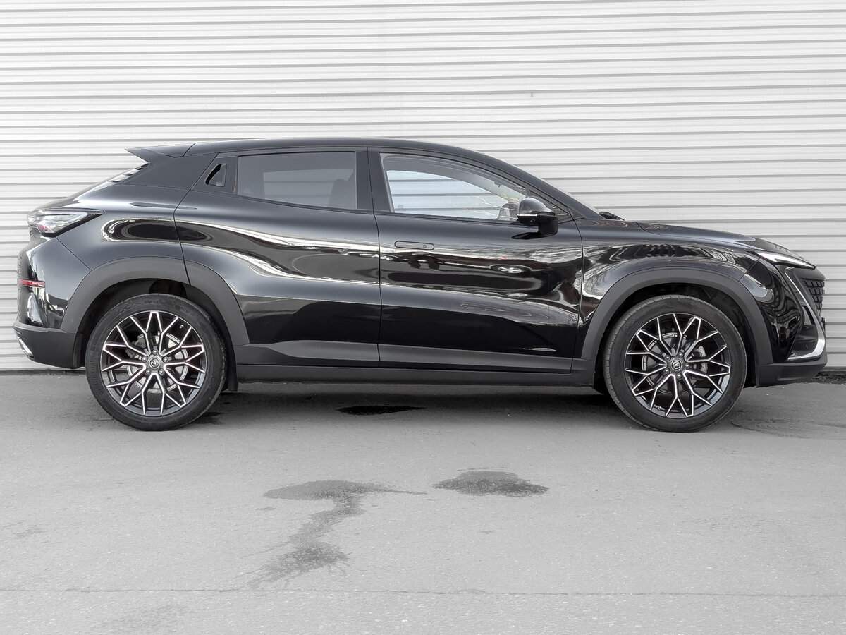 Б/У Чанган УНИ-Т 2023 года. Фото: #3