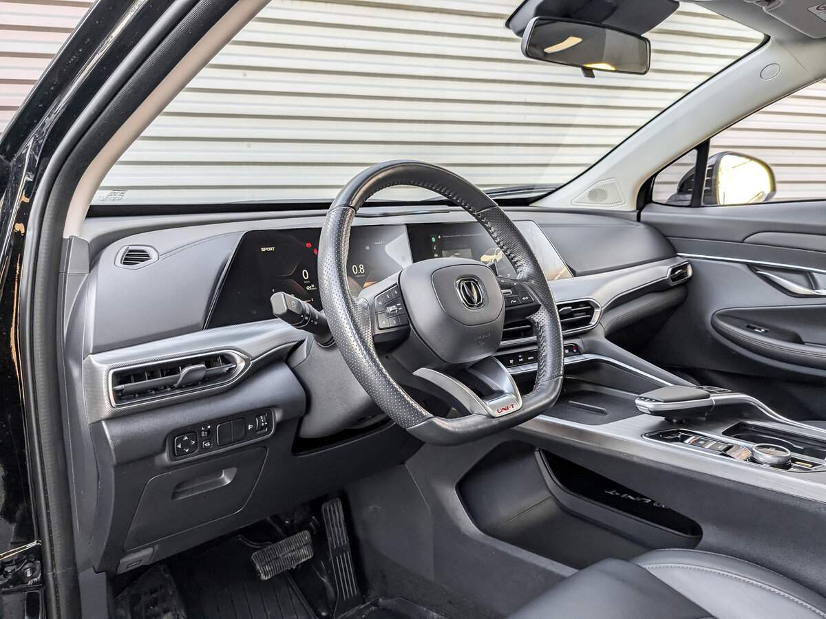 Б/У Чанган УНИ-Т 2023 года. Фото: #15