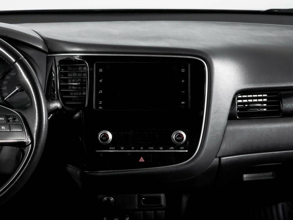 Mitsubishi Outlander 2021 года с пробегом. Фото: #12