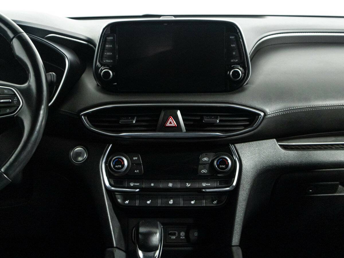 Hyundai Santa Fe 2019 года с пробегом. Фото: #13