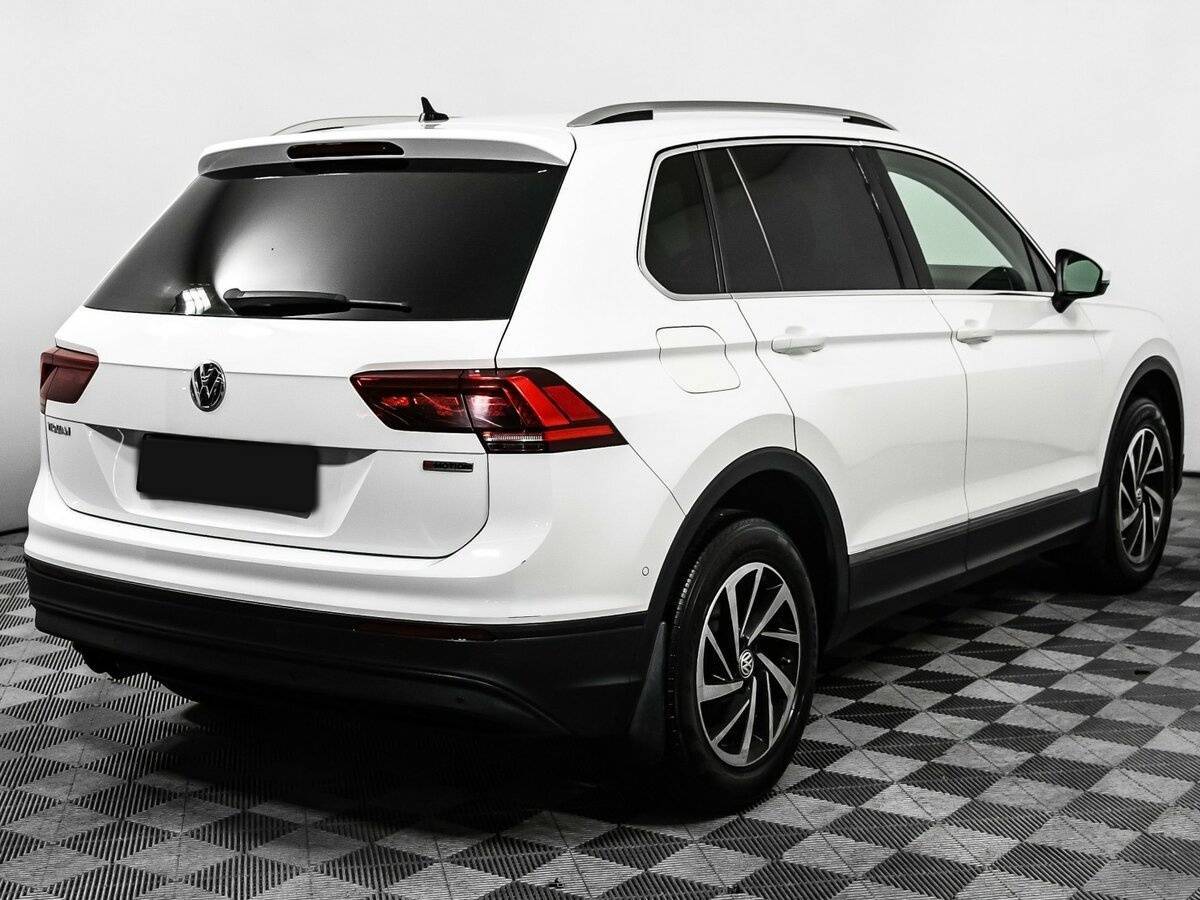 Volkswagen Tiguan 2018 года с пробегом. Фото: #4