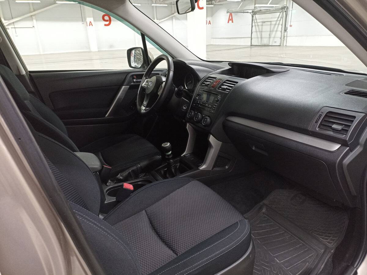 Subaru Forester 2014 года с пробегом. Фото: #10