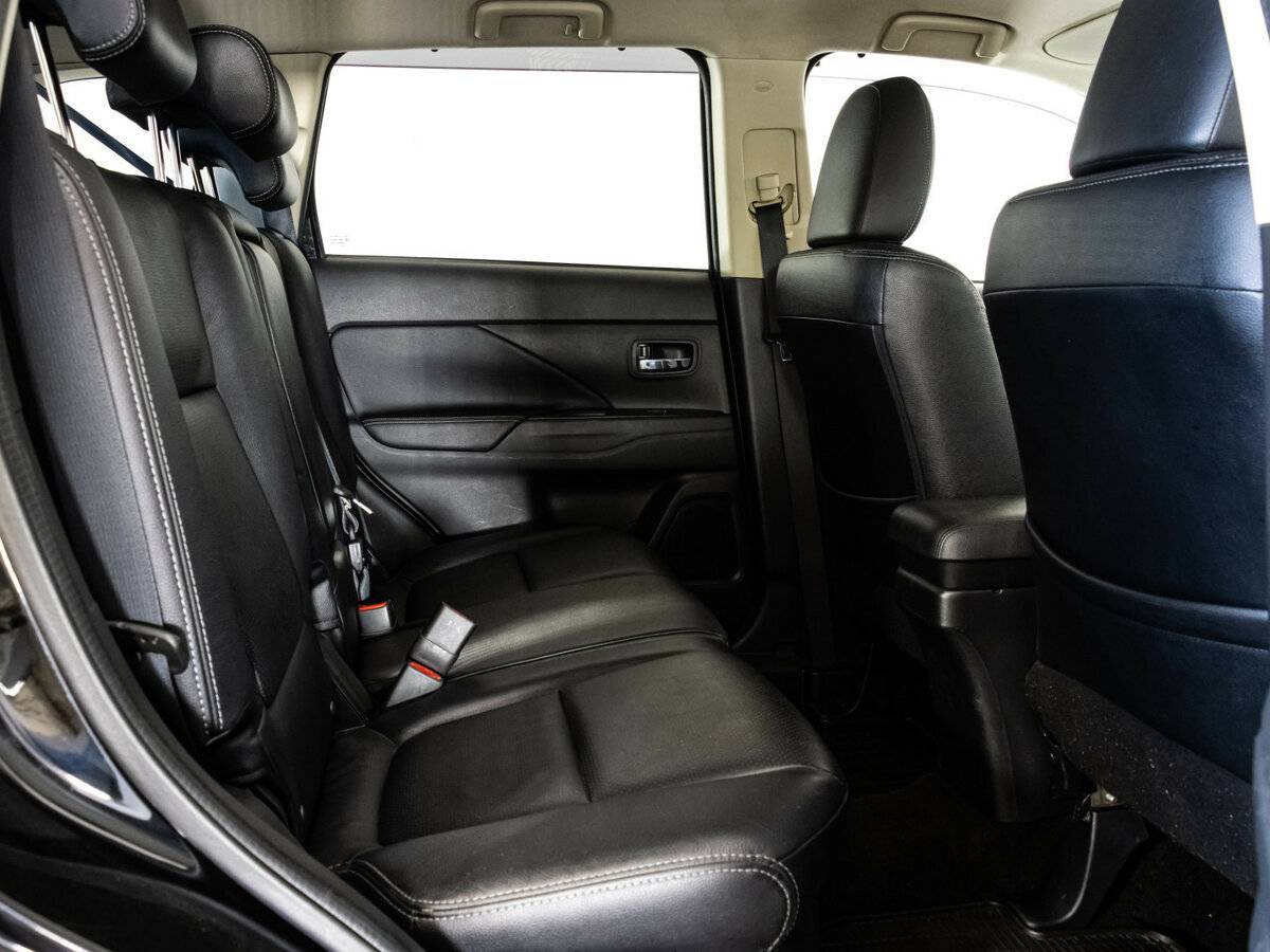 Mitsubishi Outlander 2014 года с пробегом. Фото: #15