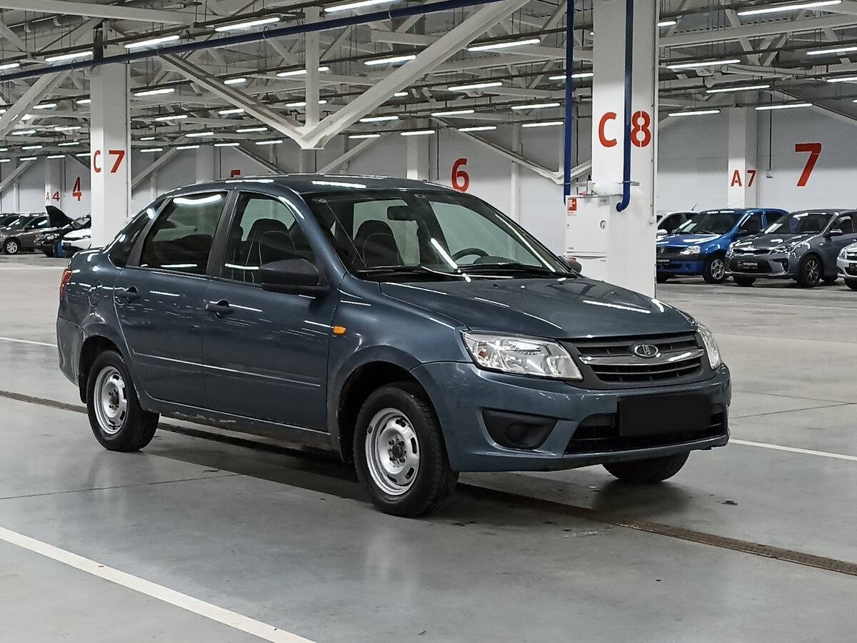 Б/У Лада (ВАЗ) Гранта 2016 года. Фото: #2