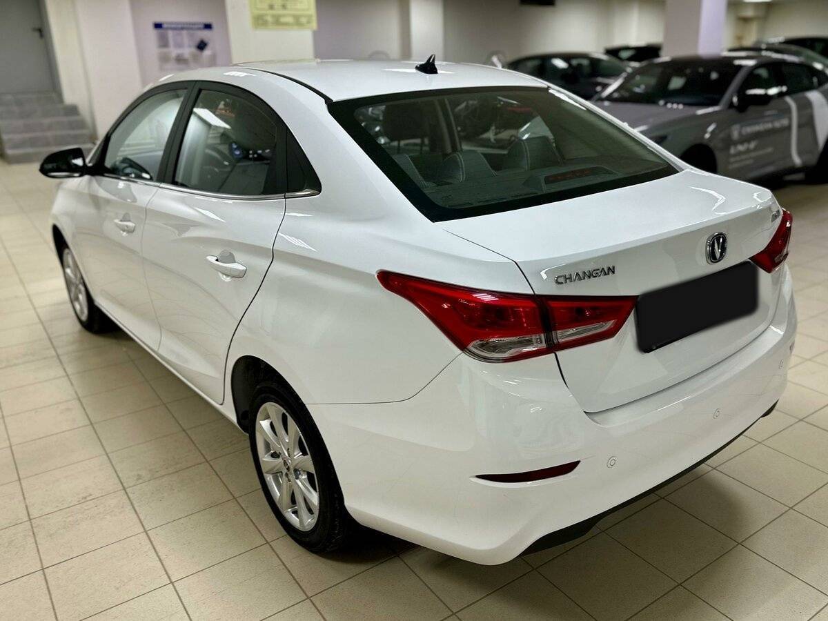 Б/У Чанган Алсвин 2023 года. Фото: #2