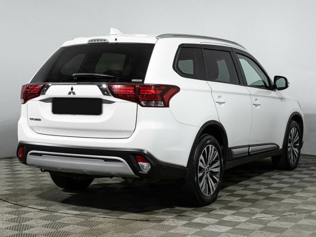 Mitsubishi Outlander 2021 года с пробегом. Фото: #6