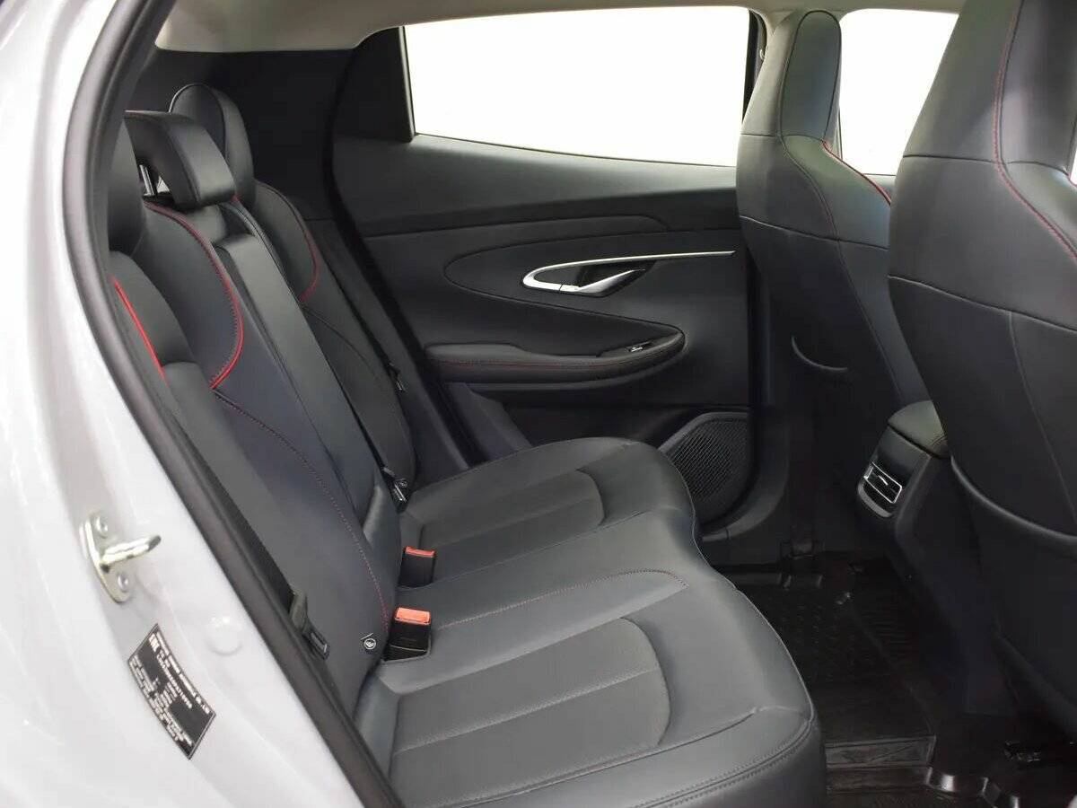 Б/У Чанган УНИ-Т 2023 года. Фото: #14