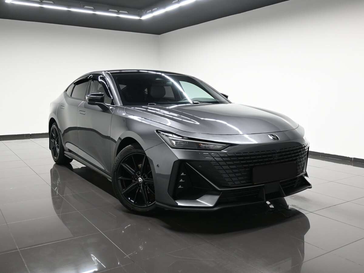 Б/У Чанган УНИ-В 2023 года. Фото: #4