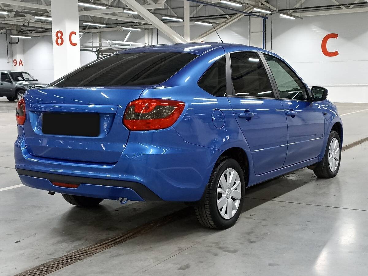 Б/У Лада (ВАЗ) Гранта 2021 года. Фото: #4