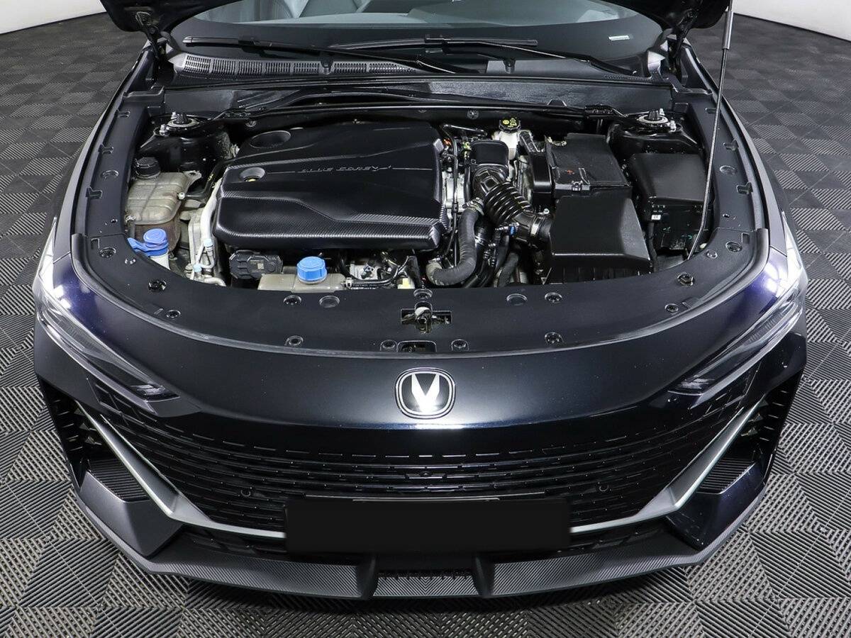 Б/У Чанган УНИ-В 2023 года. Фото: #8