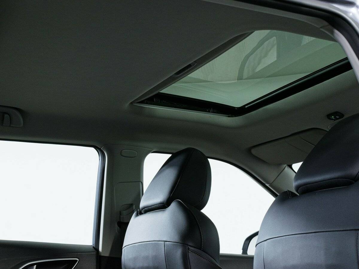 Москвич 3 2023 года с пробегом. Фото: #9