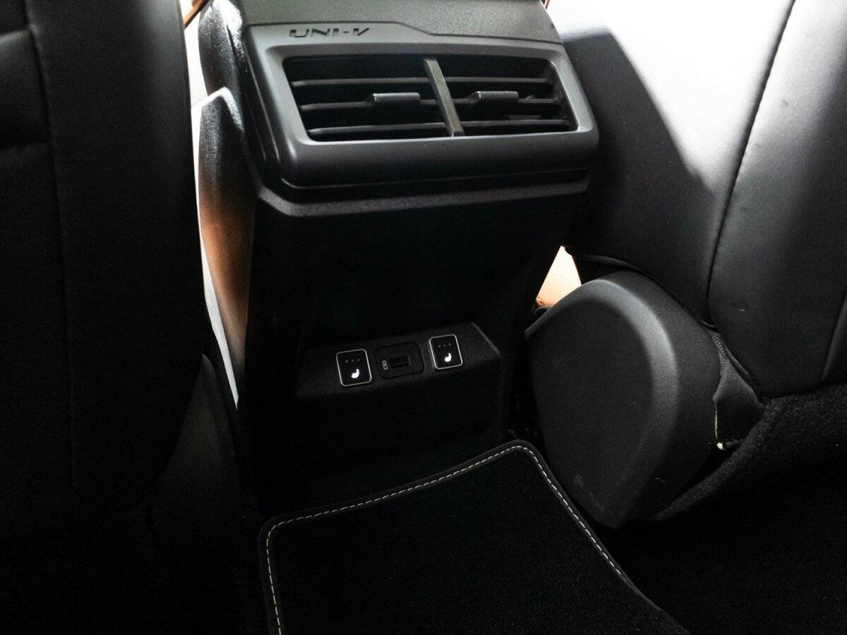 Б/У Чанган УНИ-В 2023 года. Фото: #23