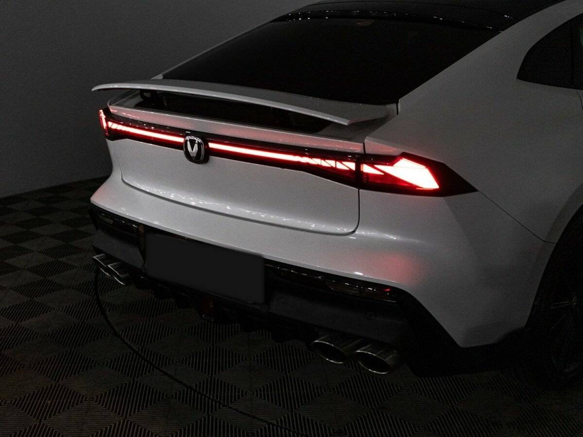 Б/У Чанган УНИ-В 2023 года. Фото: #24