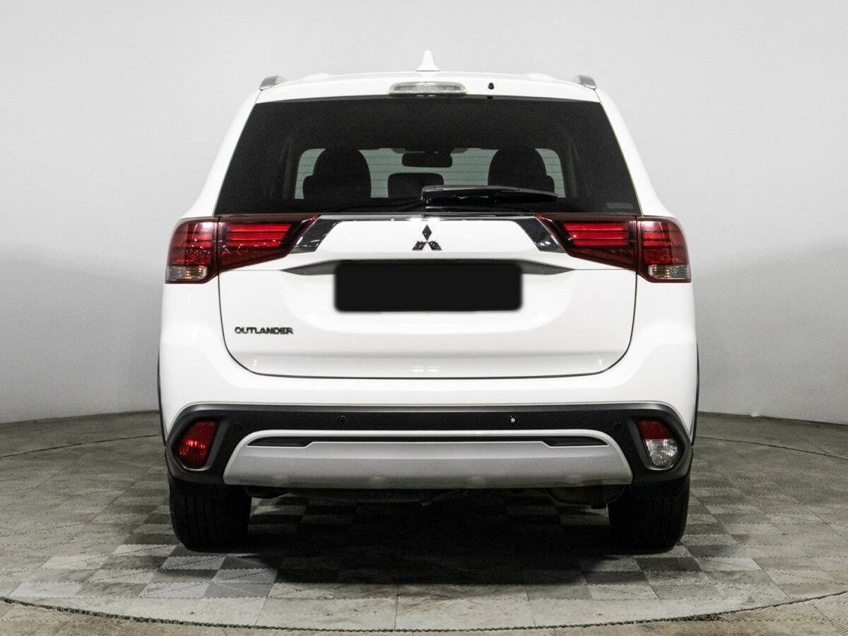 Mitsubishi Outlander 2020 года с пробегом. Фото: #5