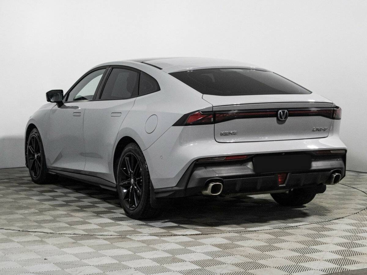 Б/У Чанган УНИ-В 2023 года. Фото: #6