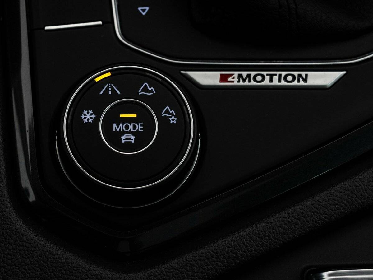 Volkswagen Tiguan 2017 года с пробегом. Фото: #14