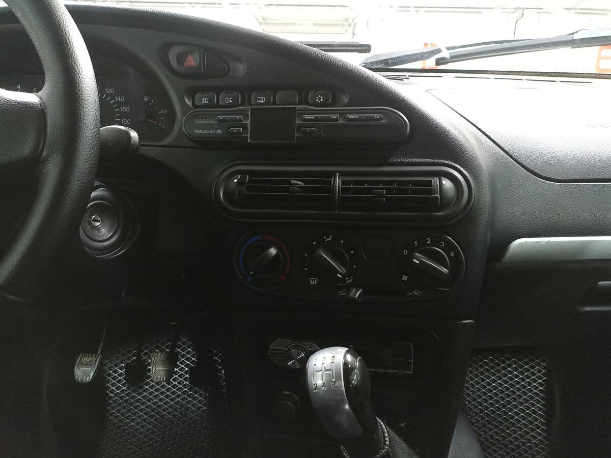 Б/У Шевроле Нива 2012 года. Фото: #14